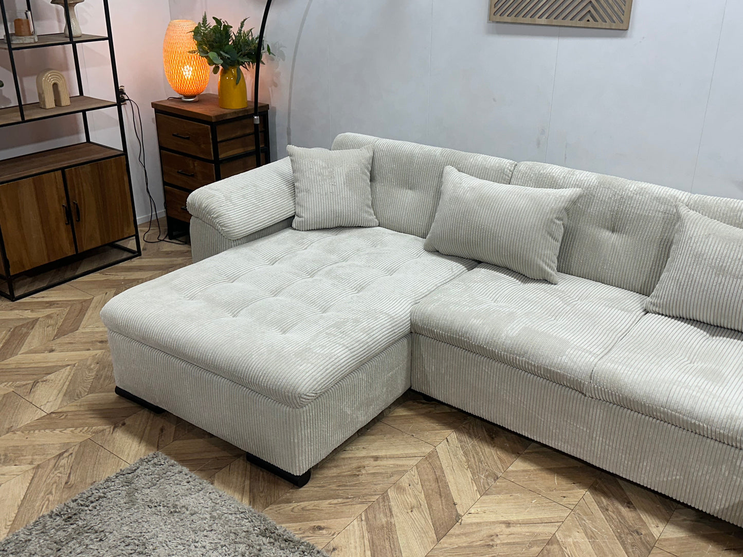 !Showroommodel! Witte Ribstof U Zetel