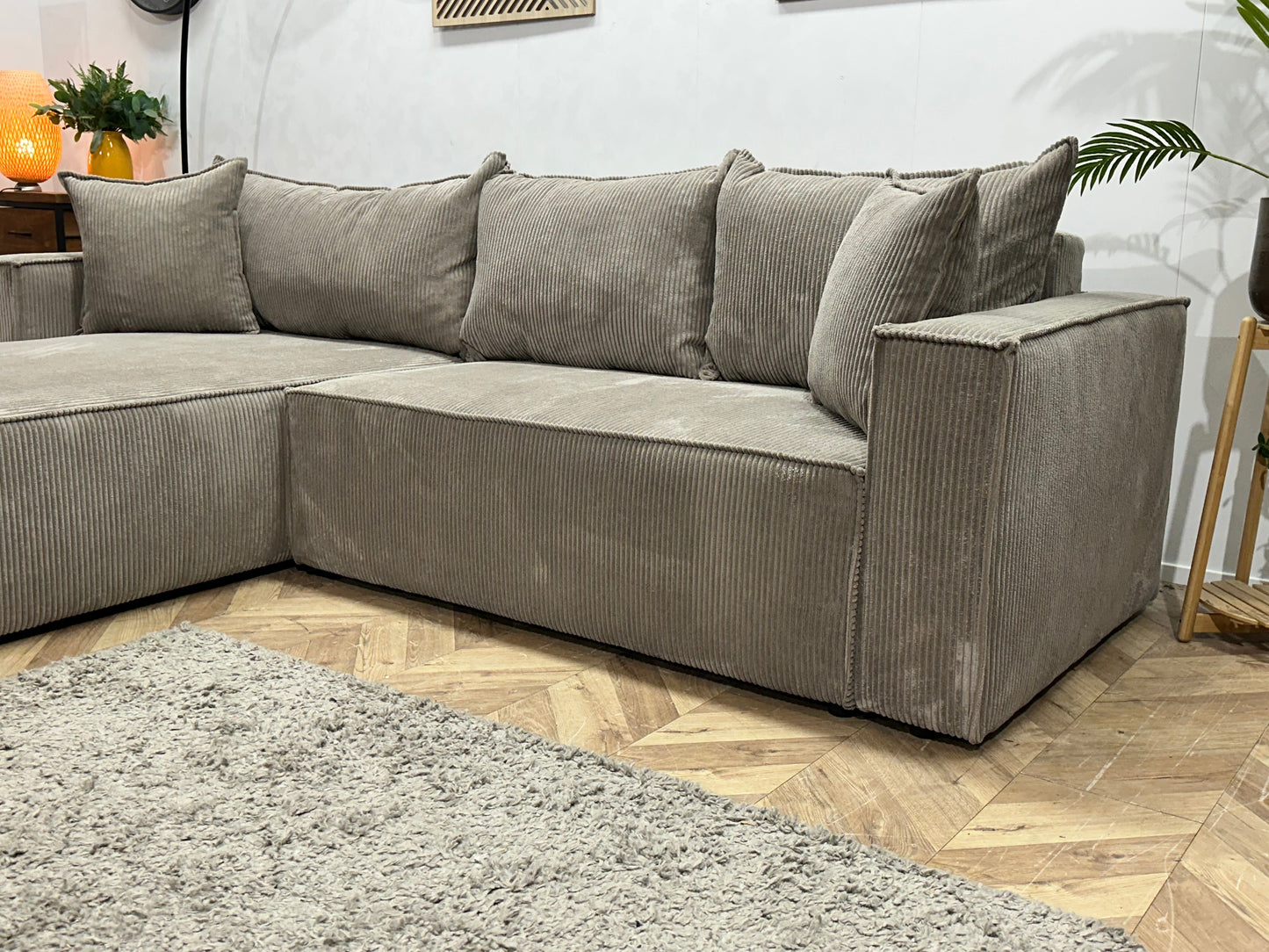 !Showroommodel! Licht Bruine Ribstof Hoekzetel
