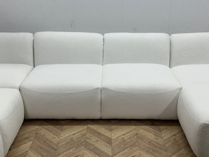 !Showroommodel! Witte Bouclé U Zetel