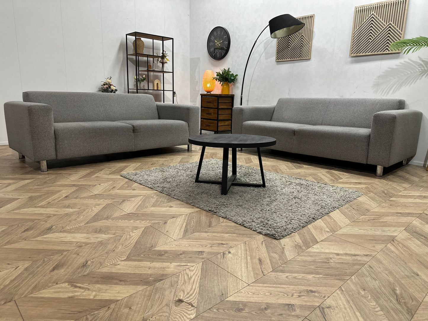 Licht Grijze Stoffen Zetels Set ~ Vaste Kussens