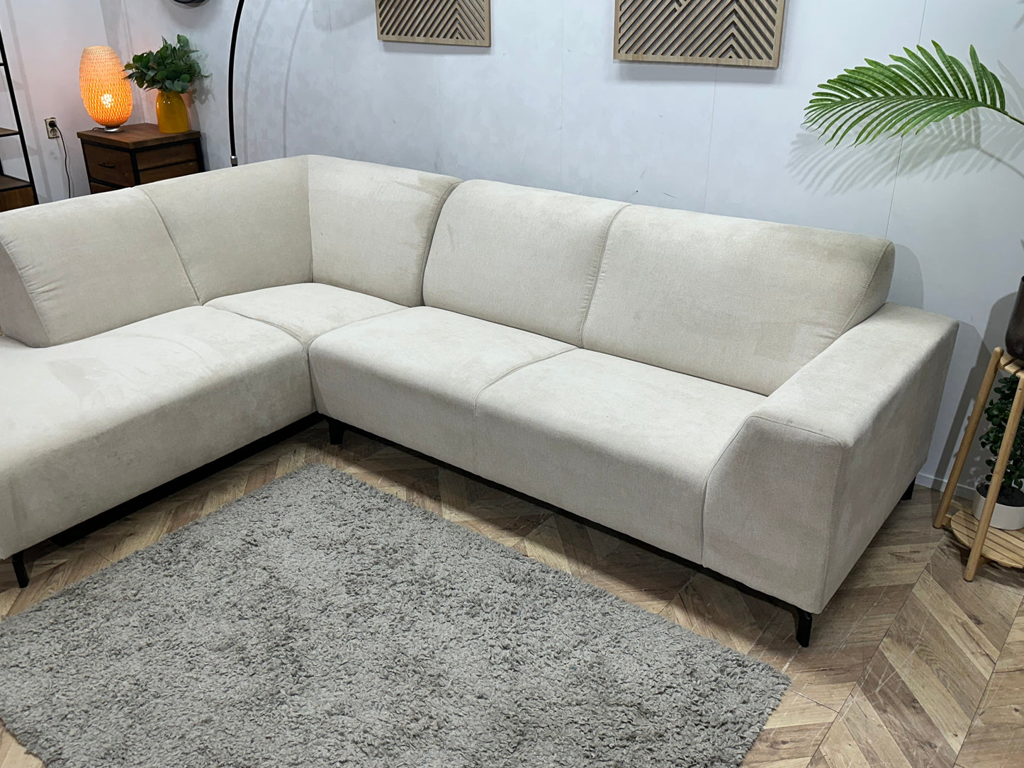 !Showroommodel! Crème Suède Stoffen Hoekzetel