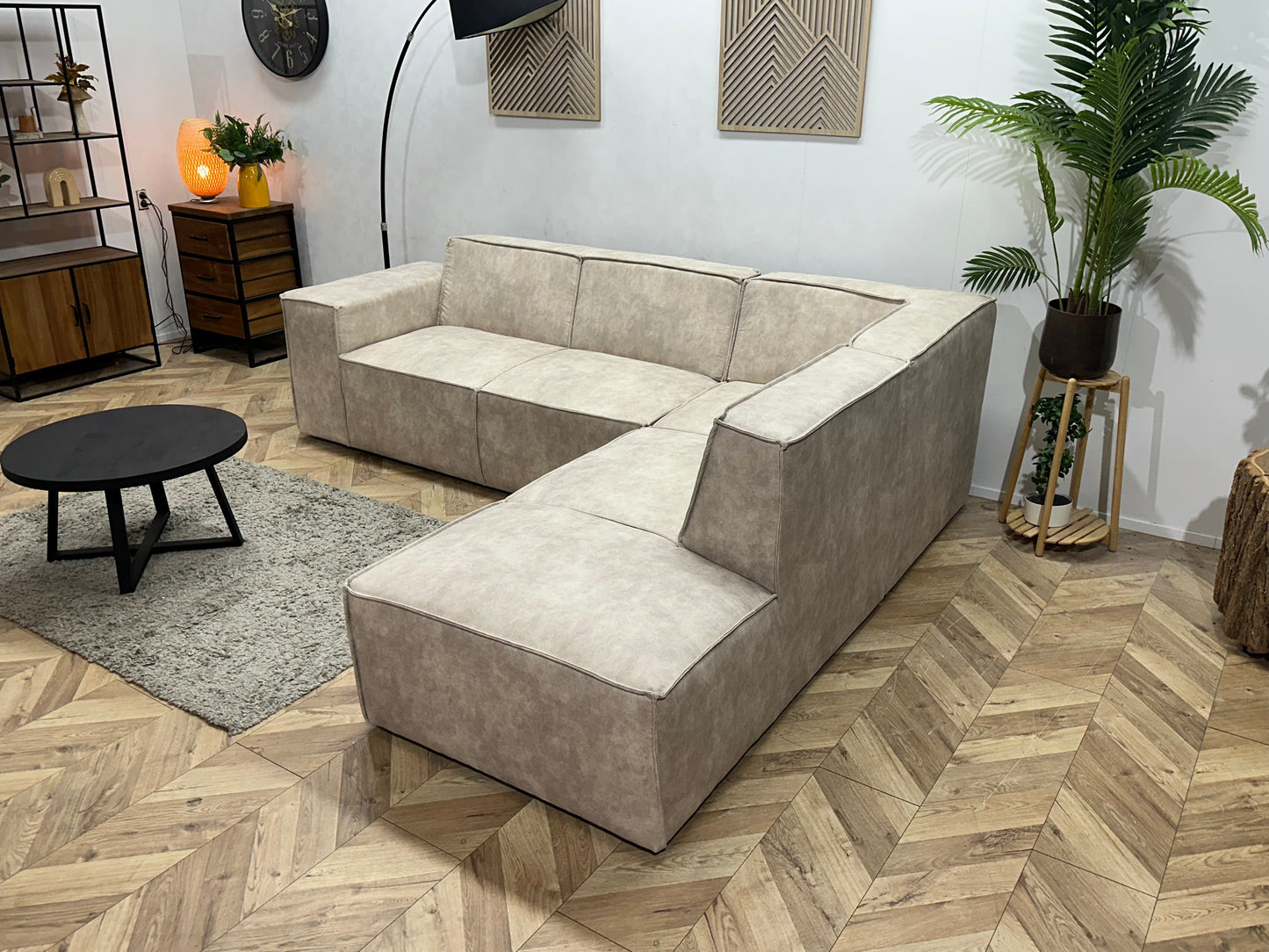 !Showroommodel! Crème Suède Stoffen Hoekzetel