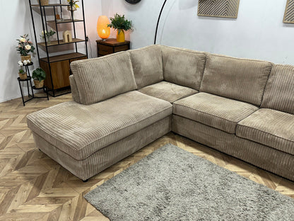 Beige Ribstof Hoekzetel ~ Losse Kussens Met Afneembare Hoezen