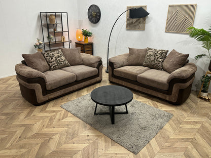 Bruine Ribstof/Suede Stoffen Hoekzetel ~ Losse Kussens Met Afneembare Hoezen