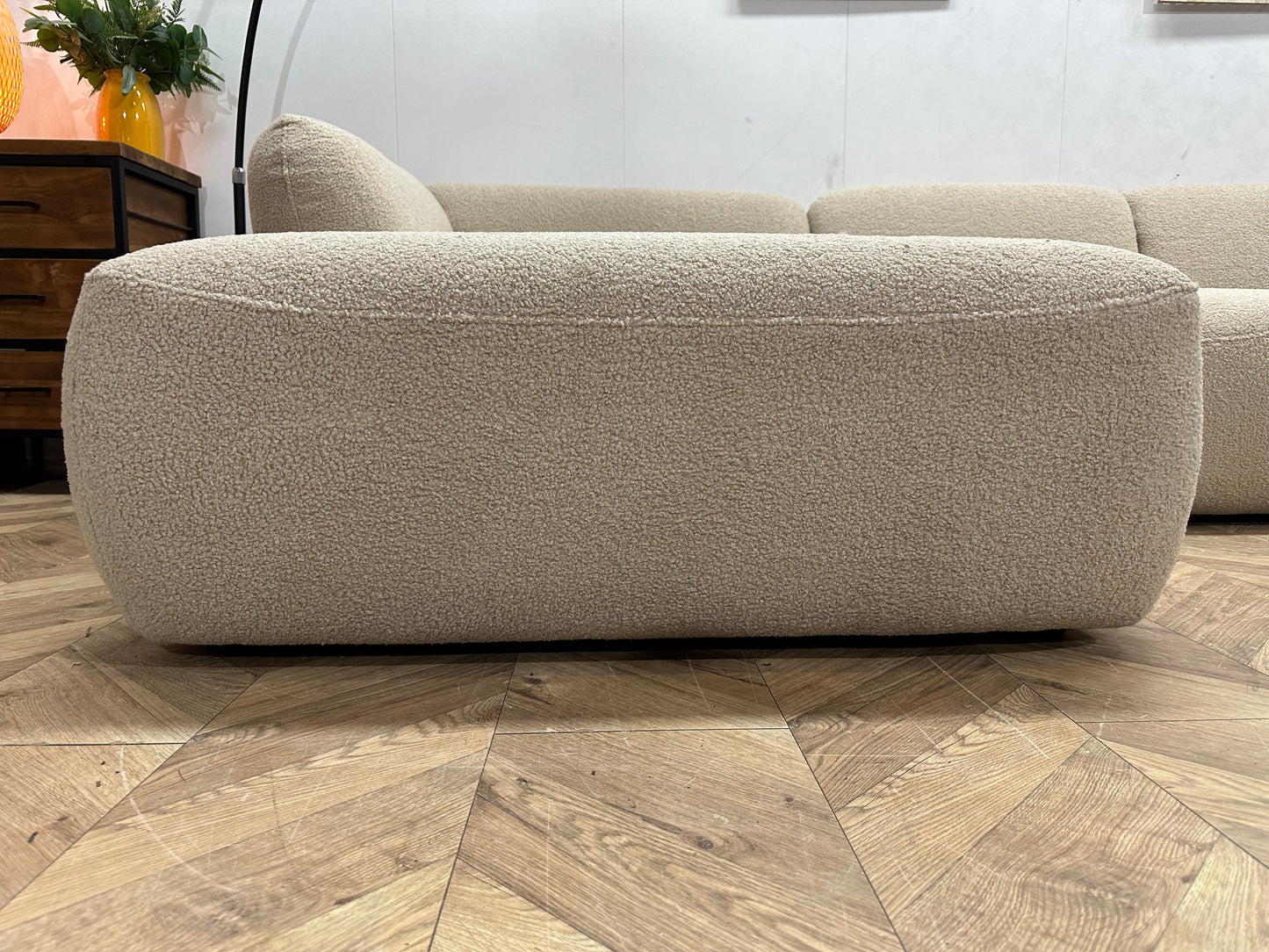 !Showroommodel! Beige Bouclé Hoekzetel