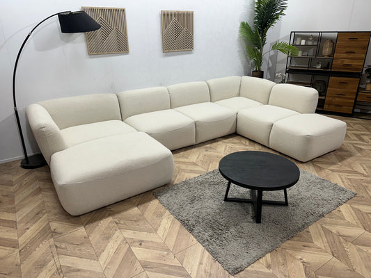 !Showroommodel! Witte Bouclé Stoffen U Zetel
