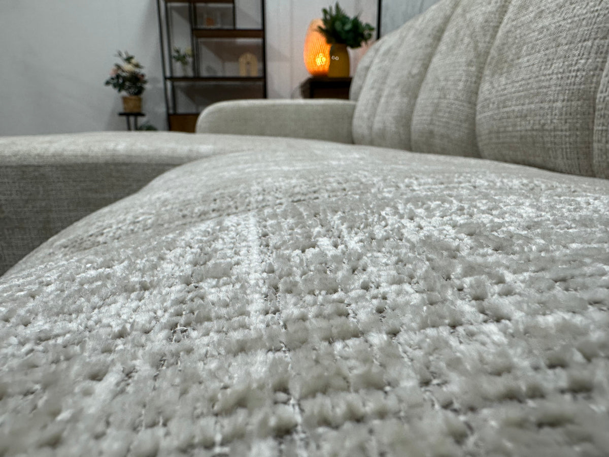 !Showroommodel! Witte/Crème Cremona Stoffen Hoekzetel