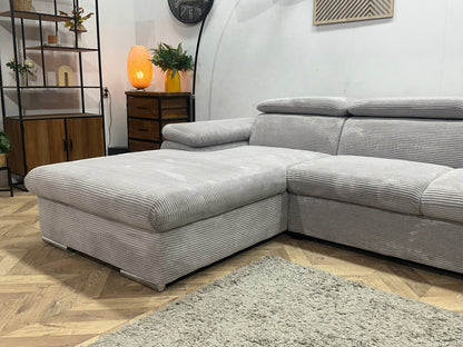 !Showroommodel! Licht Grijze Ribstof Hoekzetel ~ Verstelbare Hoofdsteunen