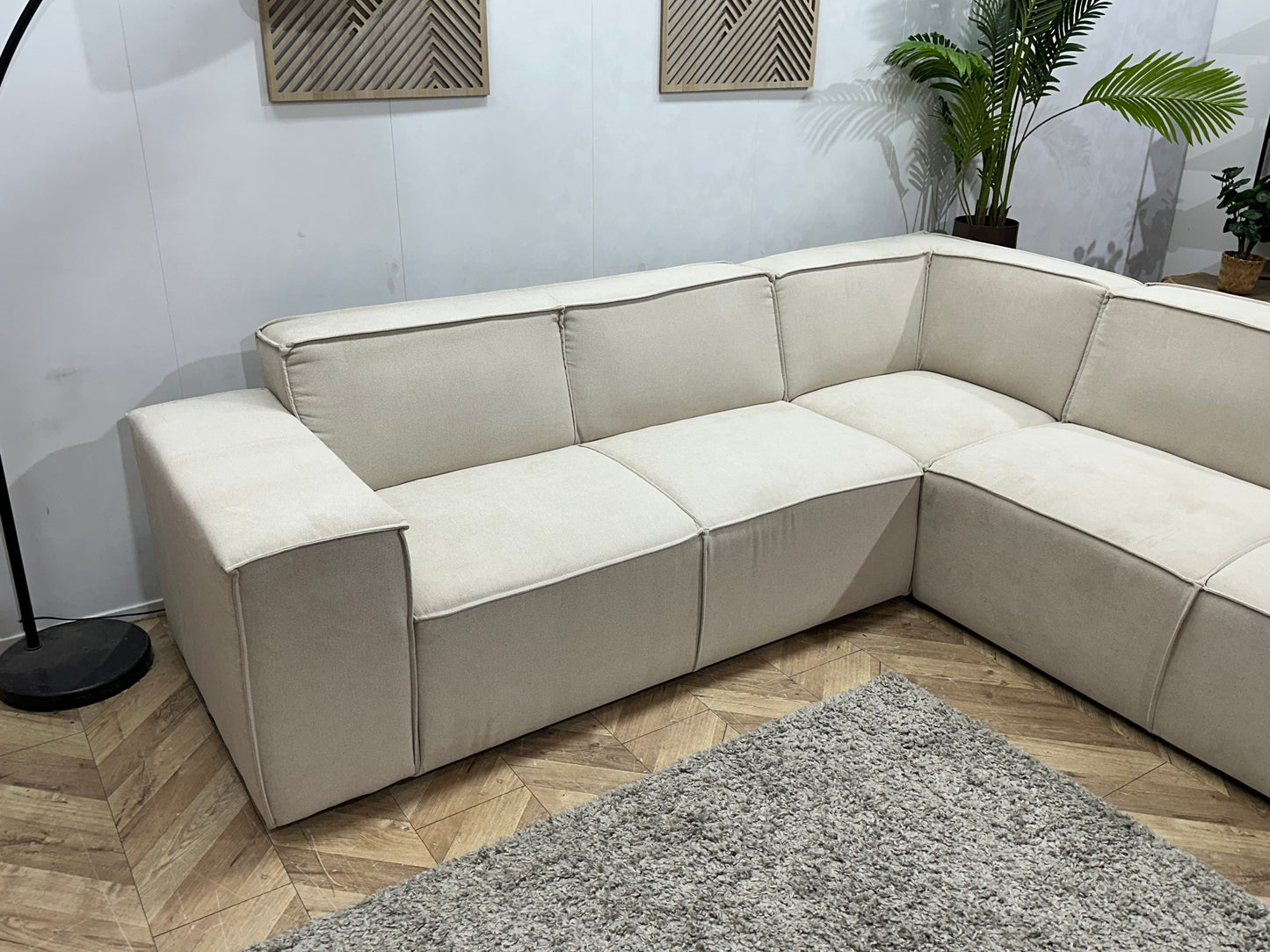 !Showroommodel! Crème Suède Stoffen Hoekzetel