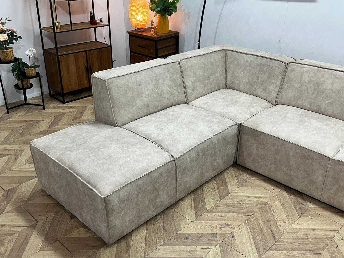 !Showroommodel! Crème Suède Stoffen Hoekzetel