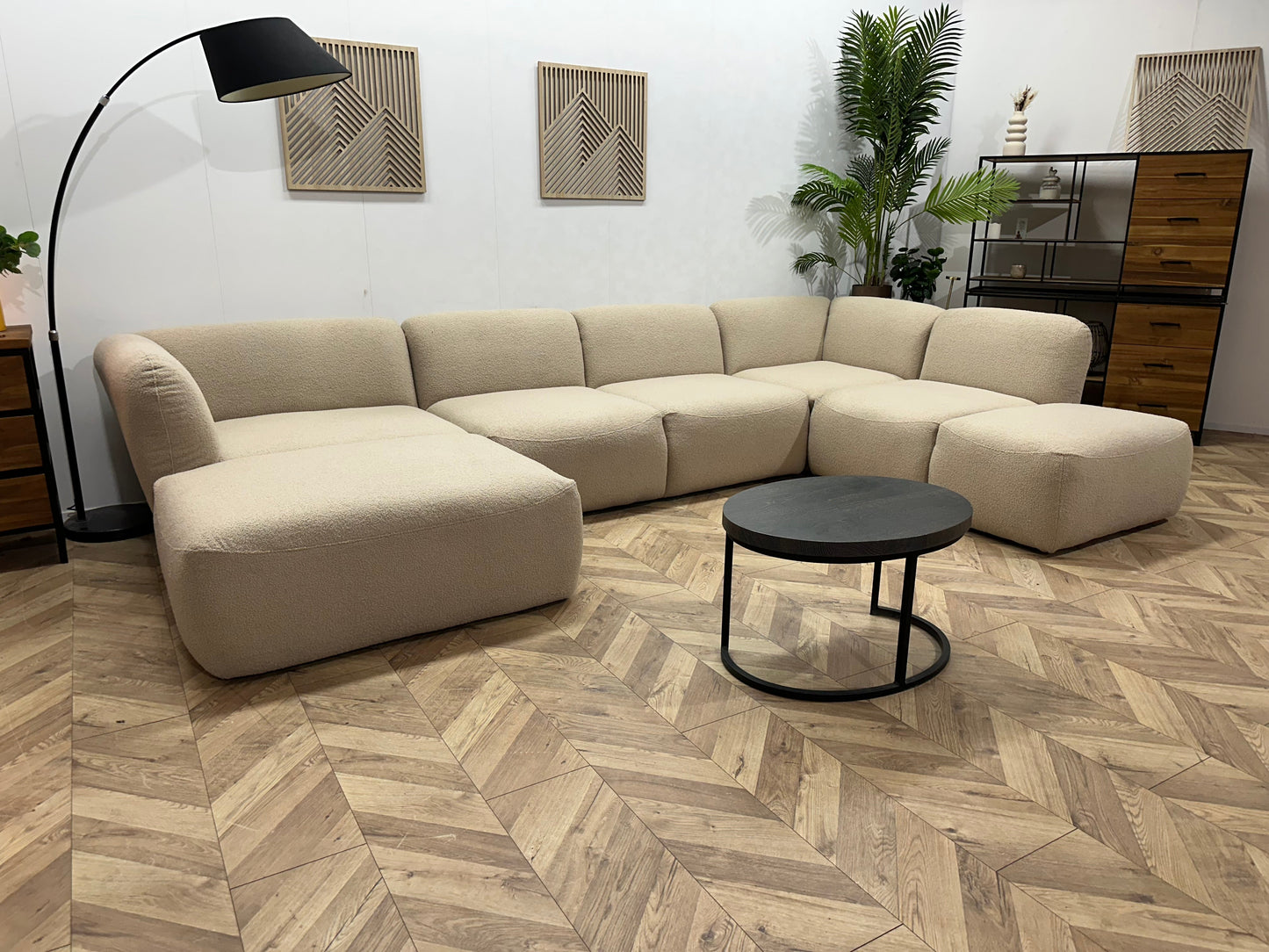 !Showroommodel! Beige Bouclé U Zetel