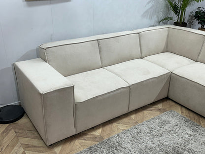 !Showroommodel! Crème Suède Stoffen Hoekzetel