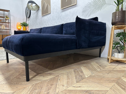Blauwe Velvet Hoekzetel ~ Losse Rugkussens Met Afneembare hoezen