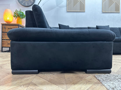 !Showroommodel! Zwarte Velvet U Zetel
