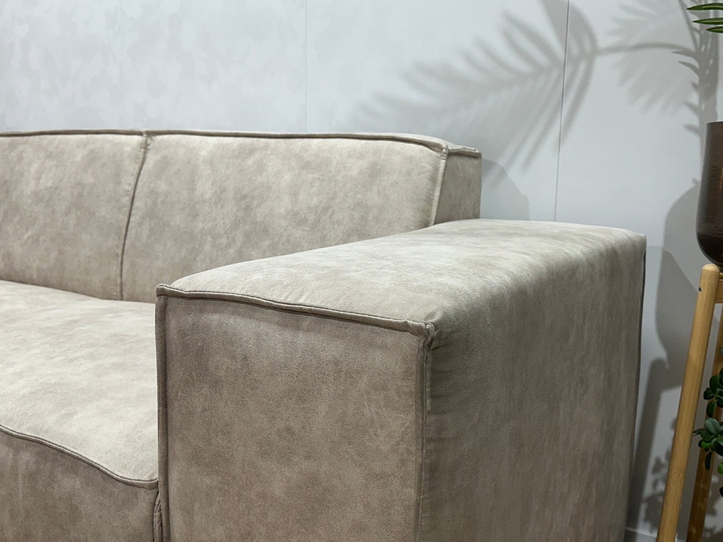 !Showroommodel! Crème Suède Stoffen Hoekzetel