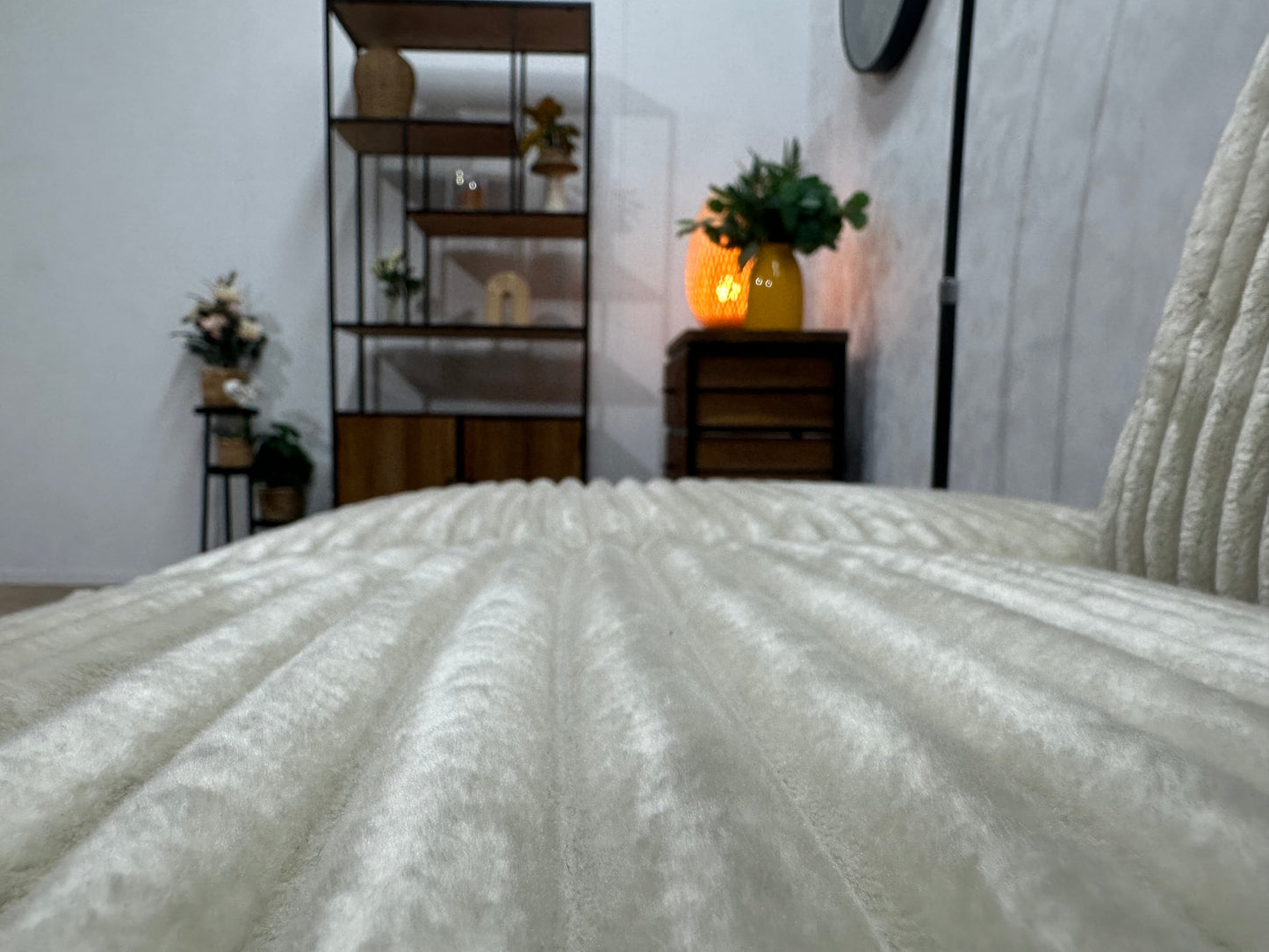 !Showroommodel! Witte/Crème Ribstof Design Hoekzetel
