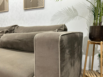 Bruine Velvet Hoekzetel ~ Losse Kussens Met Afneembare Hoezen