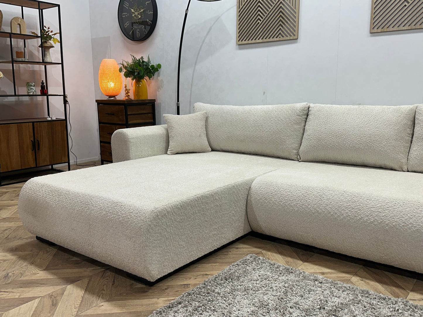 !Showroommodel! Witte/Crème Bouclé Hoekzetel
