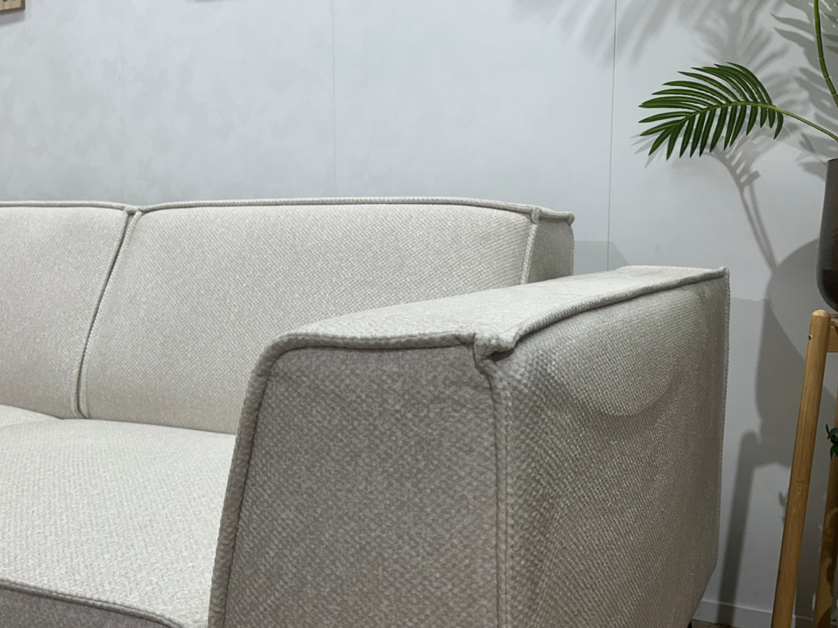 !Showroommodel! Witte Chenille Stoffen Hoekzetel