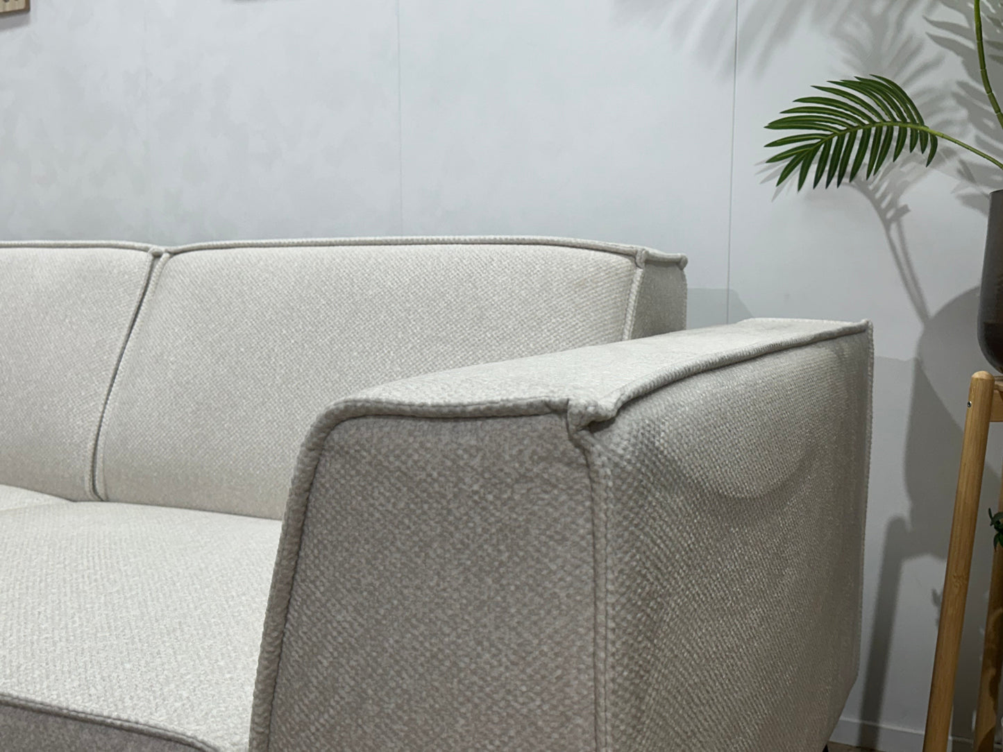 !Showroommodel! Witte Chenille Stoffen Hoekzetel