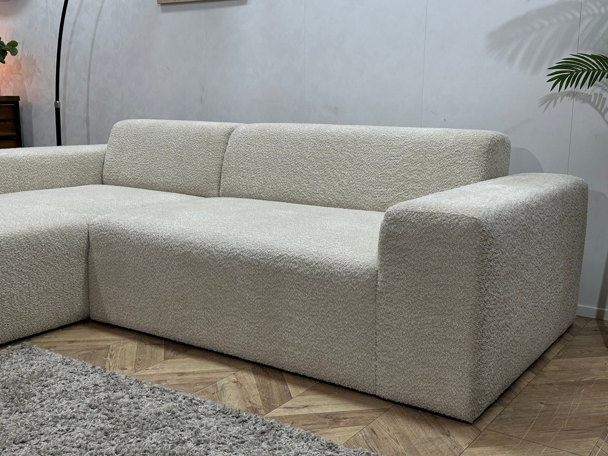 !Showroommodel! Witte Bouclé Hoekzetel