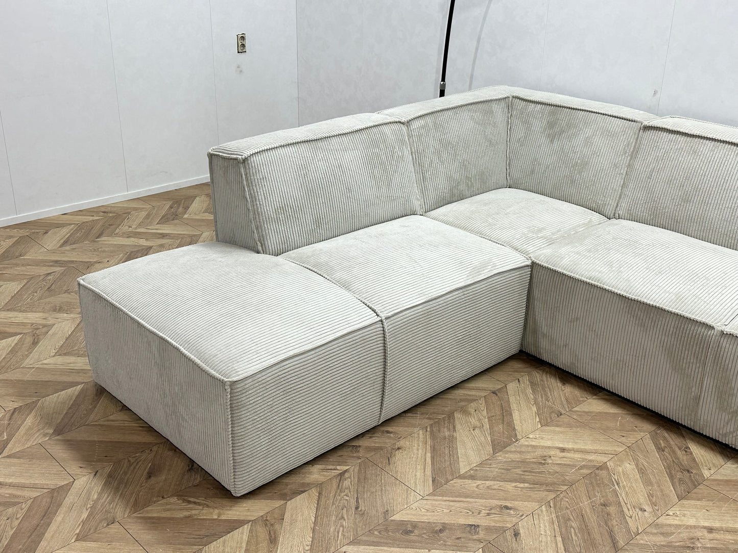 !Showroommodel! Witte Ribstof Hoekzetel