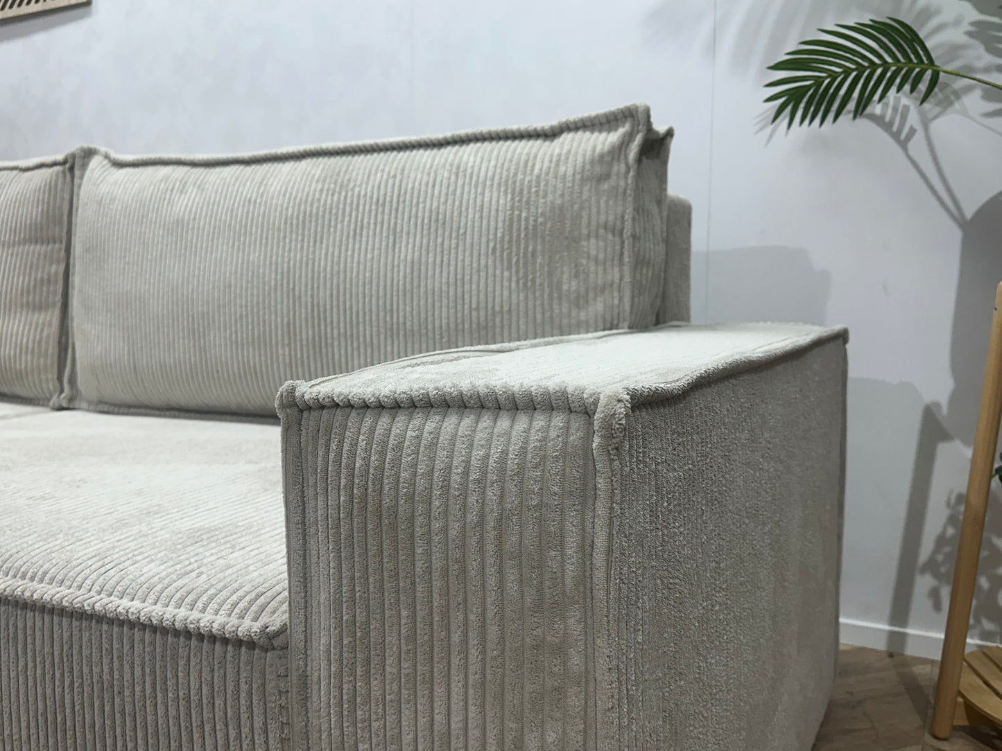!Showroommodel! Witte Ribstof 4-Zits Zetel
