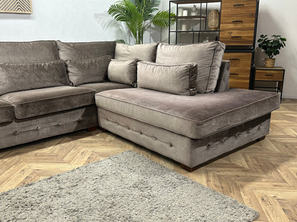 Bruine Velvet U Zetel ~ Losse Kussens Met Afneembare Hoezen