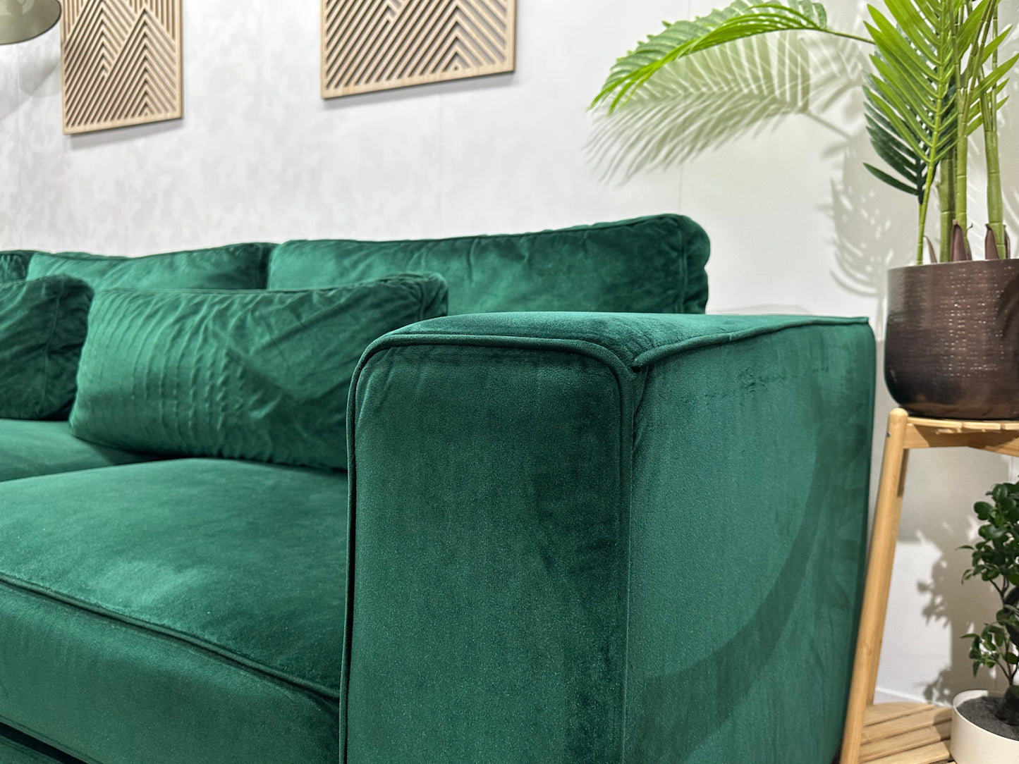 Groene Velvet Hoekzetel ~ Losse Kussens Met Afneembare Hoezen