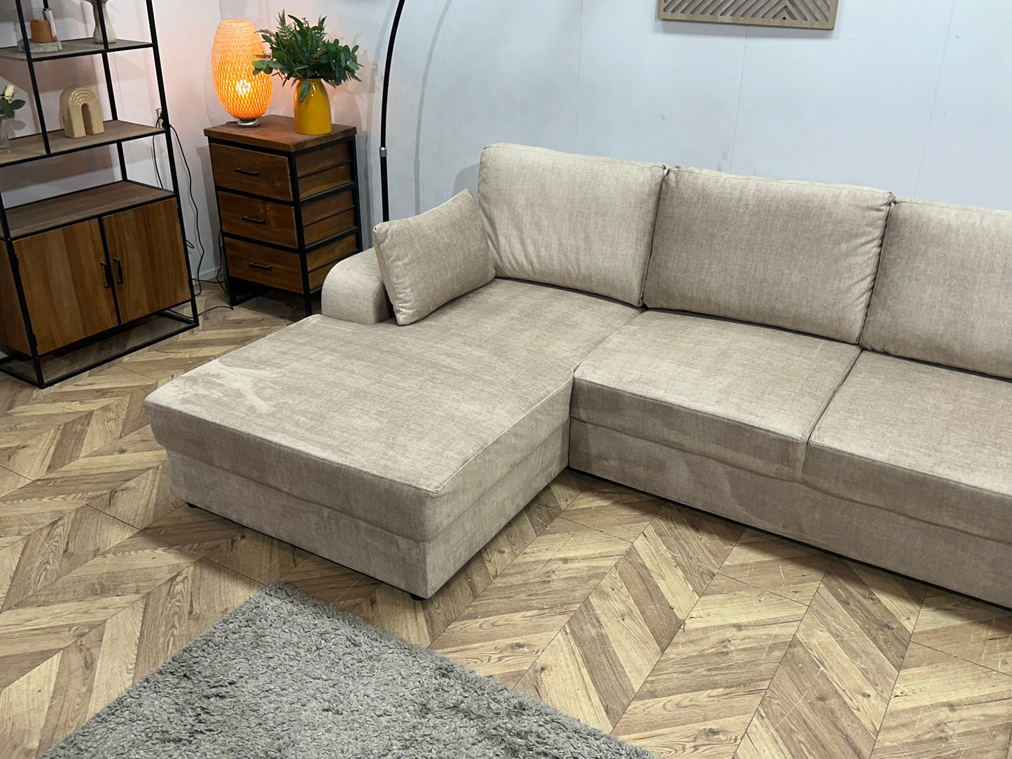 !Showroommodel! Beige Velvet U Zetel