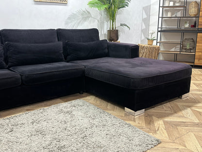 Zwarte Velvet Hoekzetel ~ Losse Kussens Met Afneembare Hoezen