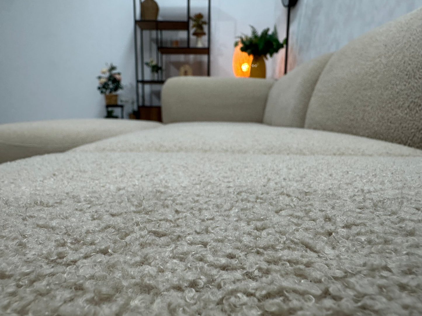 !Showroommodel! Beige Bouclé Stoffen U Zetel