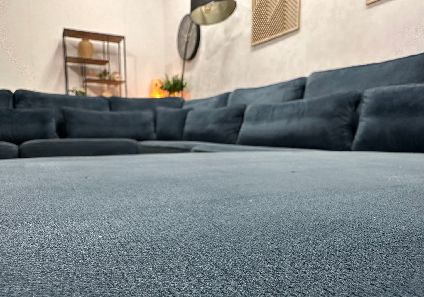 Blauwe Velvet Ruime U Zetel ~ Losse Kussens Met Afneembare Hoezen