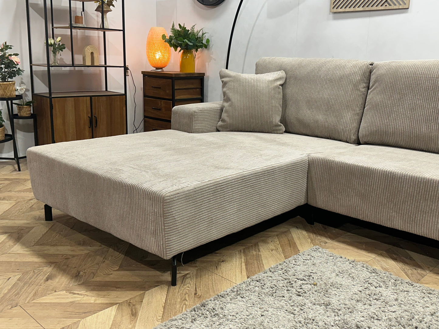 !Showroommodel! Licht Bruine Ribstof Hoekzetel