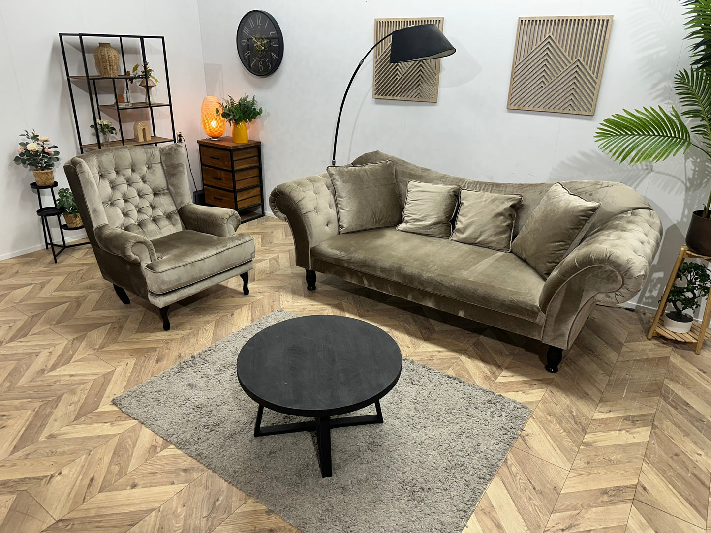 Licht Grijze Velvet ~ Losse Rugkussens Met Afneembare Hoezen