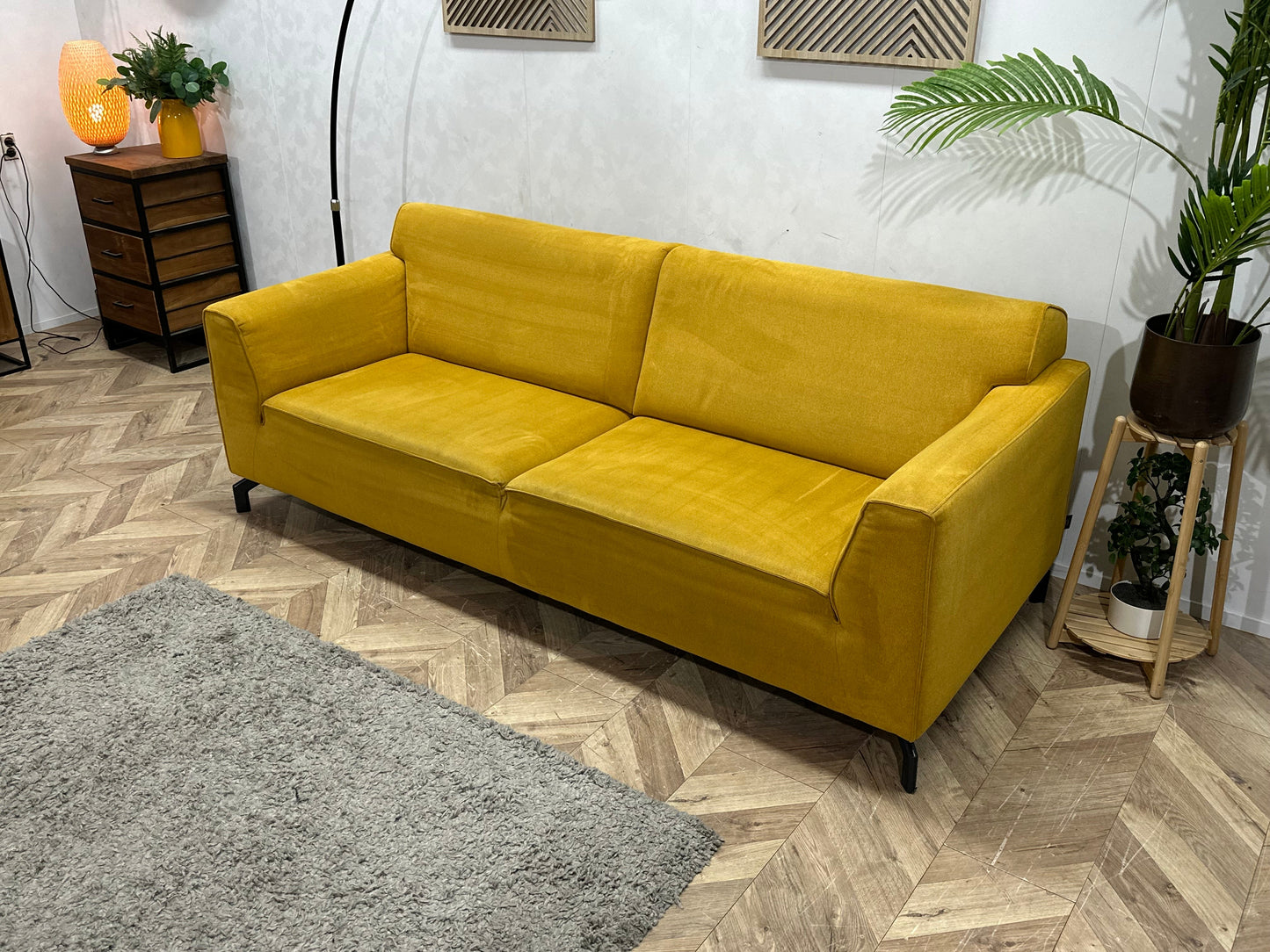 H&H Gele Suède Stoffen 2.5-Zits Zetel ~ Vaste Kussens