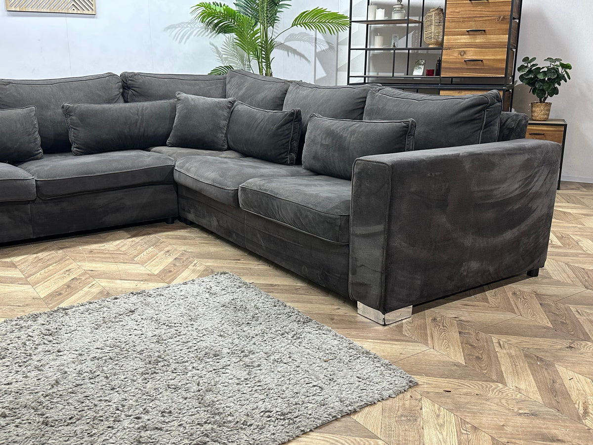 Antraciet Velvet U Zetel ~ Losse Kussens Met Afneembare Hoezen
