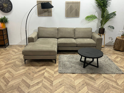 Beige Suède Stoffen Hoekzetel ~ Losse Kussens Met Afneembare Hoezen