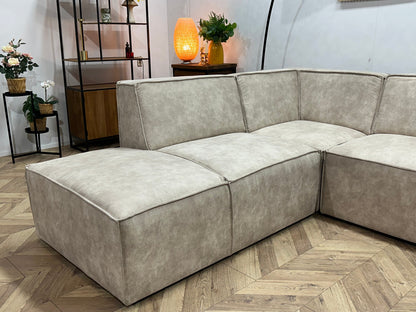 !Showroommodel! Crème Suède Stoffen Hoekzetel
