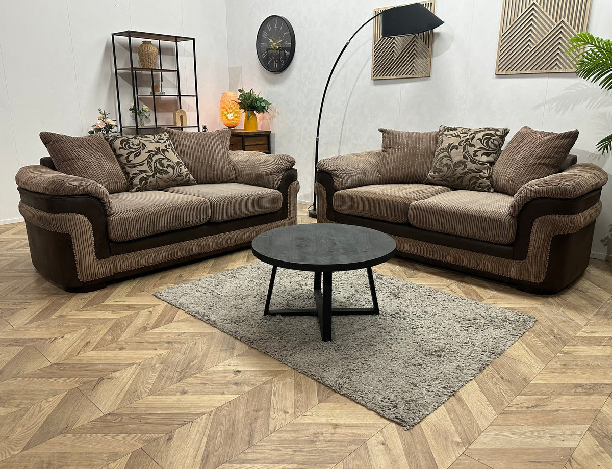 Bruine Ribstof/Suede Stoffen Hoekzetel ~ Losse Kussens Met Afneembare Hoezen