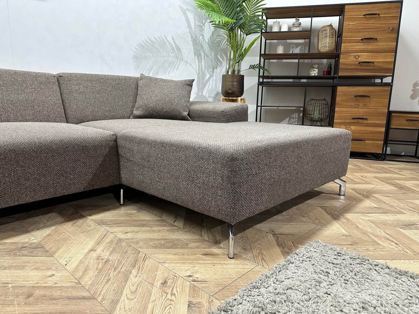 IN.HOUSE Bruine Stoffen U Zetel ~ Vaste Kussens