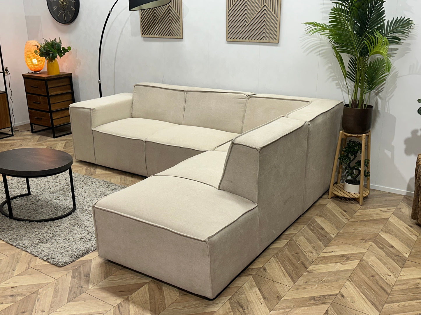 !Showroommodel! Crème Suède Stoffen Hoekzetel