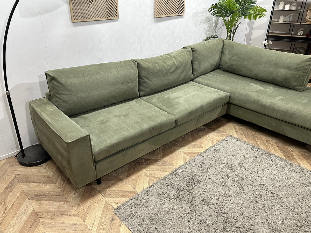 Goossens Groene Suède Stoffen Hoekzetel ~ Losse Kussens Met Afneembare Hoezen
