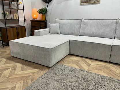 Licht Grijze Velvet U Zetel ~ Losse Rugkussens Met Afneembare Hoezen