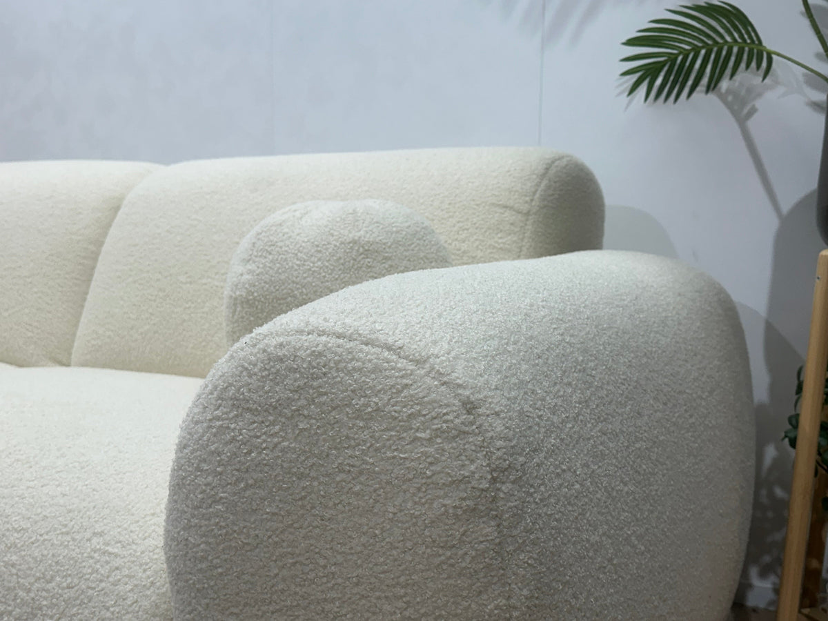 !Showroommodel! Witte Bouclé Stoffen Hoekzetel