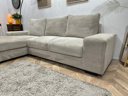 Witte Ribstof Hoekzetel ~ Losse Rugkussens Met Afneembare Hoezen