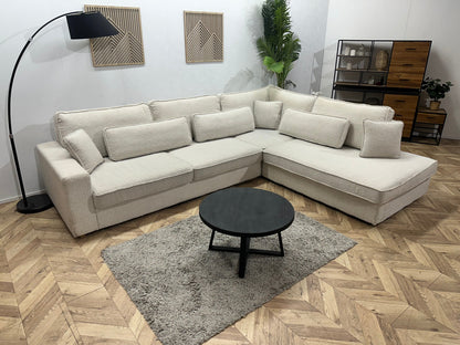 Witte Bouclé Stoffen Hoekzetel ~ Losse Kussens Met Afneembare Hoezen