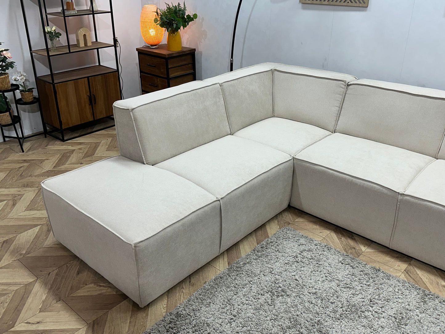 !Showroommodel! Crème Suède Stoffen Hoekzetel