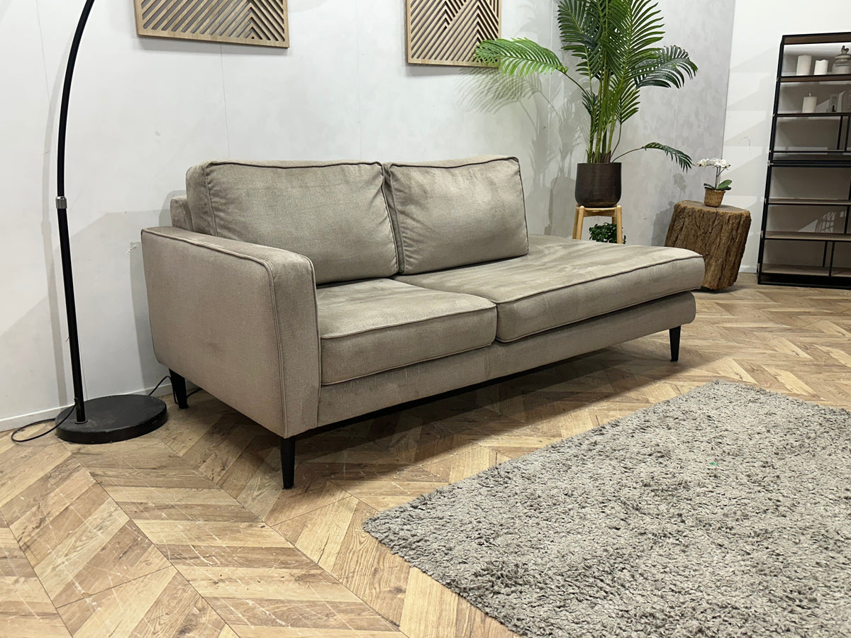 Grijze Velvet Design Zetel ~ Losse Kussens Met Afneembare Hoezen