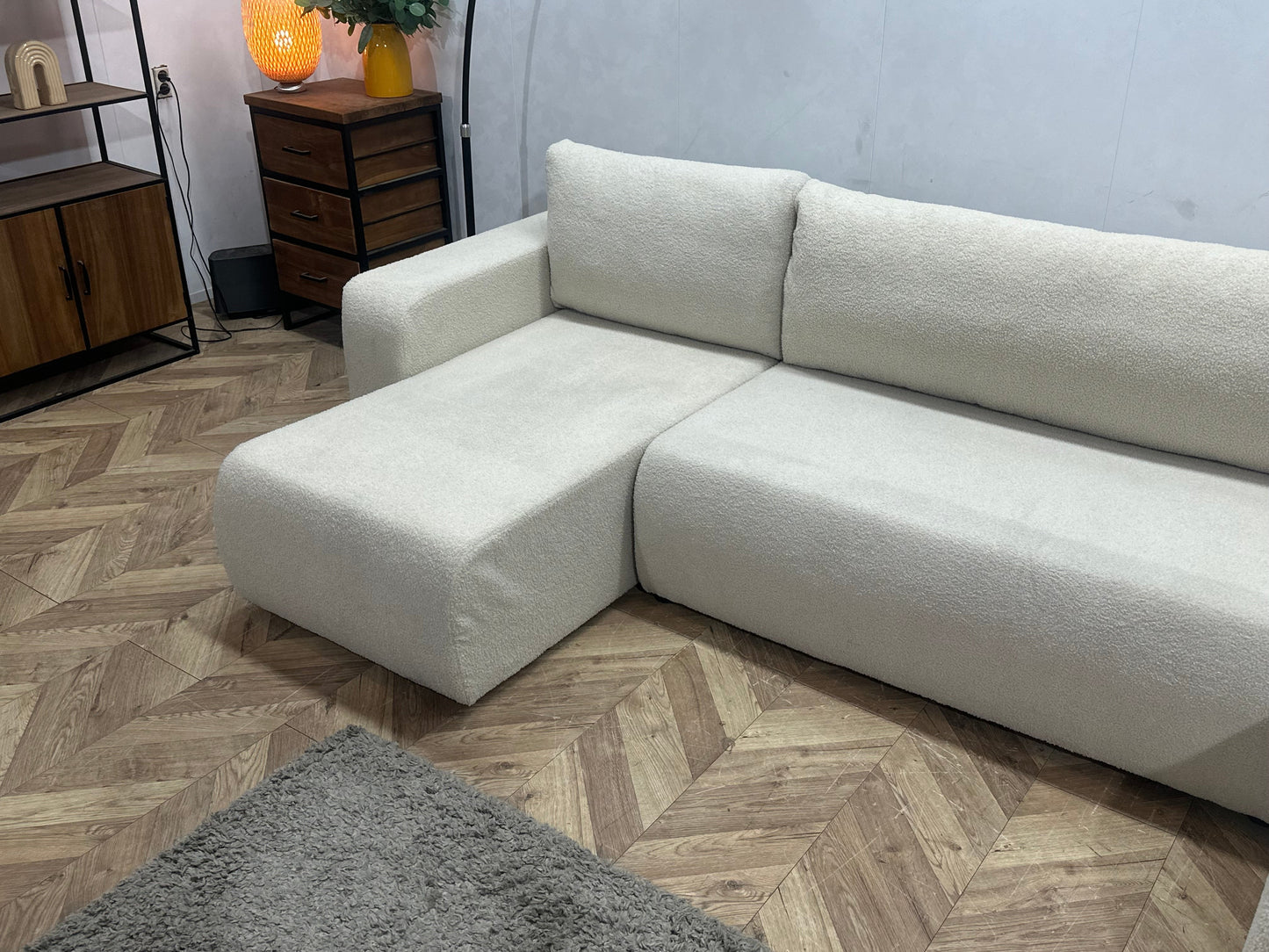 !Showroommodel! Witte Bouclé Stoffen U Zetel ~ Slaapfunctie